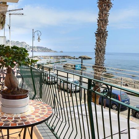 Sun Sea House Taormina Apartment Giardini Naxos Exterior foto