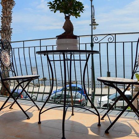 Sun Sea House Taormina Apartment Giardini Naxos Exterior foto